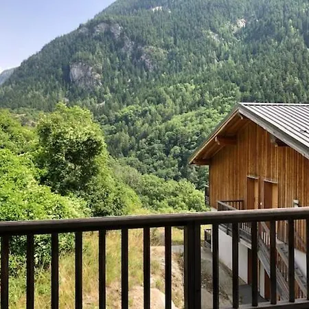 Apartment Les 3 Vallees - Piscine/spa/hammam - 4p *