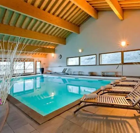 Apartment Les 3 Vallees - Piscine/spa/hammam - 4p *