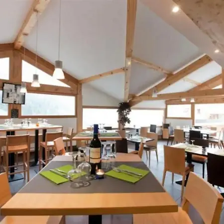 Les 3 Vallees - Piscine/spa/hammam - 4p Apartment *